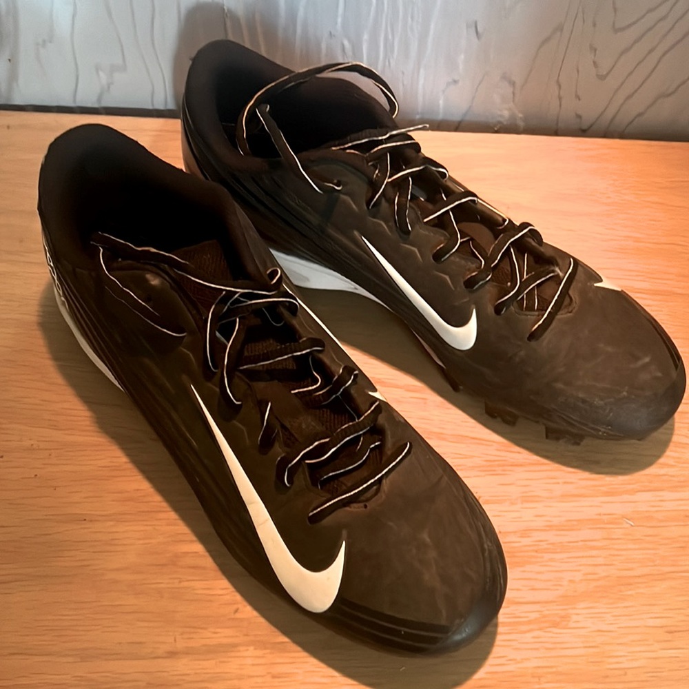 Nike Men’s baseball turf cleats. Size 10